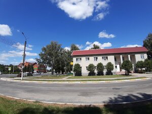 Shkolnaya ulitsa, 15, : foto