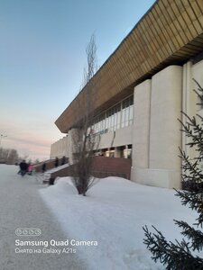 Prospekt Komarova, 2, : foto