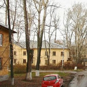 Geroya Sovetskogo Soyuza Safronova Street, 5, : foto