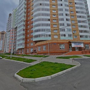 Красноярск, Улица Дмитрия Мартынова, 35: фото