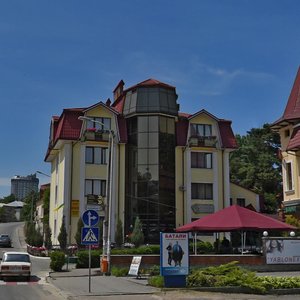 Трускавец, Бориславская улица, 10: фото