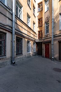 Санкт‑Петербург, 1-я Советская улица, 10: фото