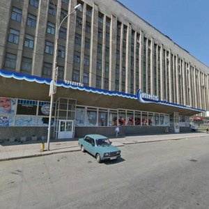Екатеринбург, Улица Луначарского, 136: фото