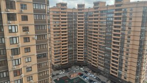 October Street, 181/2к1, : foto