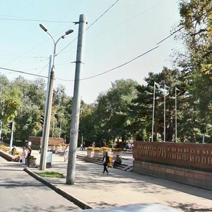 Gogol Street, 40, Almaty: photo