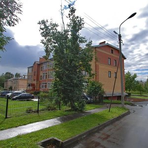 River Gzen Embankment, 6, Veliky Novgorod: photo