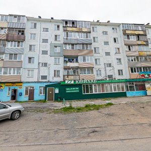 Dobrovolskogo Street, 33, : foto