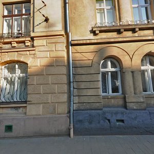 Vulytsia Henerala Chuprynky, 4, Lviv: photo