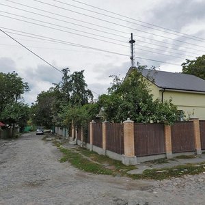 Киев, Улица Адмирала Ушакова, 19: фото