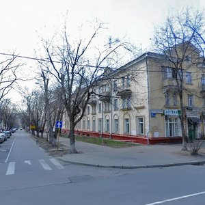 Izmaylovskaya Square, 5к1, Moscow: photo