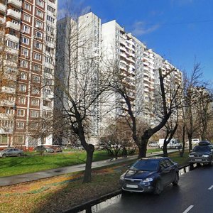 Izumrudnaya Street, 11, : foto