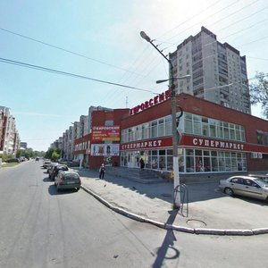 Uralskikh Rabochikh Street, 35, Yekaterinburg: photo