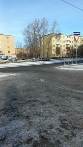 Neftzavodskaya Street, 30, Omsk: photo