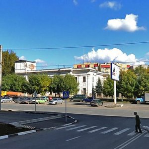 Oktyabrskiy Avenue, 122, Kirov: photo