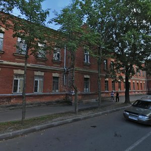 Vladimirskaya Street, 16, Lomonosov: photo