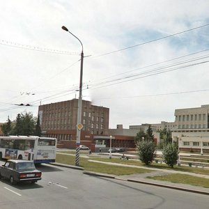 Омск, Улица Красный Путь, 9: фото
