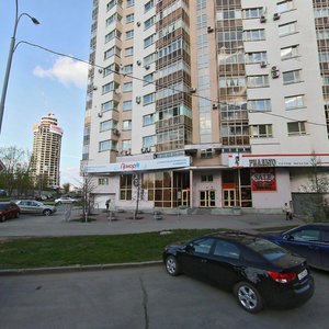 Marshala Zhukova Street, 14, Yekaterinburg: photo