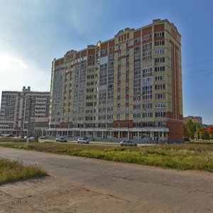 Shinnikov Avenue, 13, Nizhnekamsk: photo