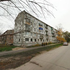 Ulitsa Ostrovskogo, 4, Novokuibishevsk: photo