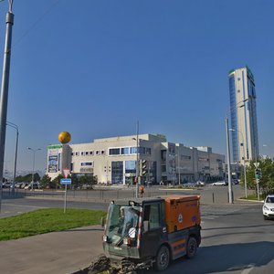 Fatykha Amirkhana Street, 1, Kazan: photo