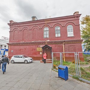 Ploshchad imeni S.M. Kirova, 1А, Saratov: photo