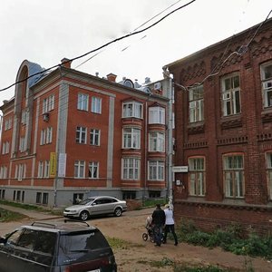 Molodoy Gvardii Street, 32, Kirov: photo