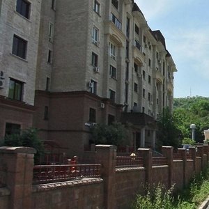 Qapparov Street, 9/10, : foto