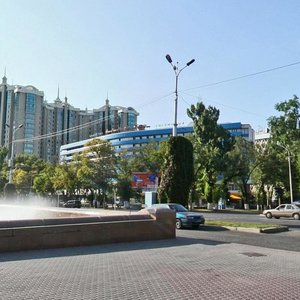 Алматы, Улица Кабанбай батыра, 85: фото