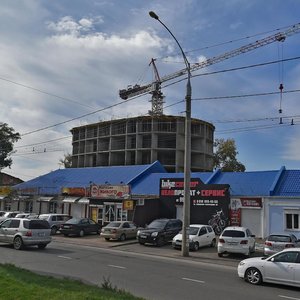 Street Kubanskaya Naberezhnaya, 39 ، كراسنودار: صورة