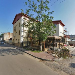 Vulytsia Komarova, 17, Lviv: photo