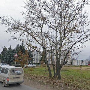 Минеральные Воды, Улица Островского, 66к1: фото