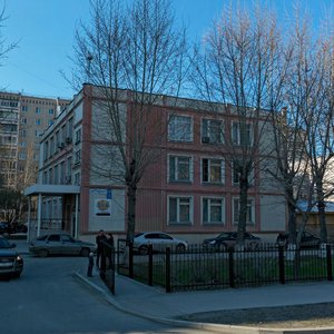 Repina Street, 103/2, Yekaterinburg: photo