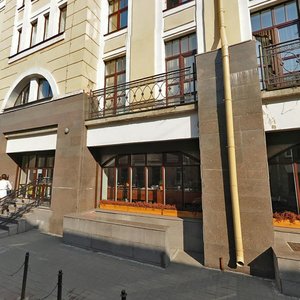 13th Vasilyevskogo Ostrova Line, 6-8 ، سان بطرسبرغ: صورة