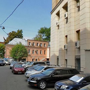 Sredny Ovchinnikovsky Lane, 3, Moscow: photo