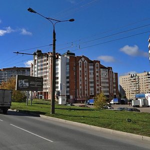 Чебоксары, Университетская улица, 10: фото