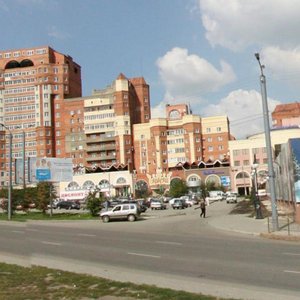 Челябинск, Улица Братьев Кашириных, 22: фото