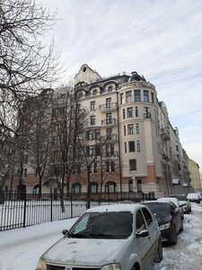 Pushkarskiy Lane, 9, Saint Petersburg: photo