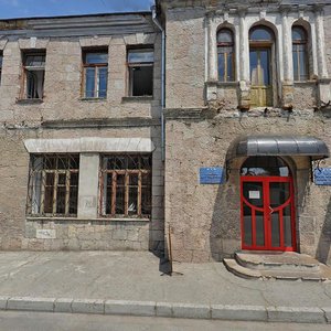 Kirova Street, 65/2, Yalta: photo