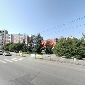 Челябинск, Улица Тухачевского, 11: фото