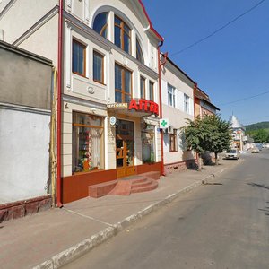Vulytsia Peremohy, 4, Chernivtsi: photo