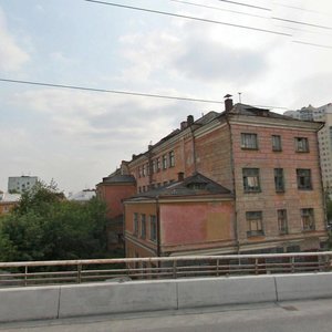 Bazhova Street, 31А, Yekaterinburg: photo