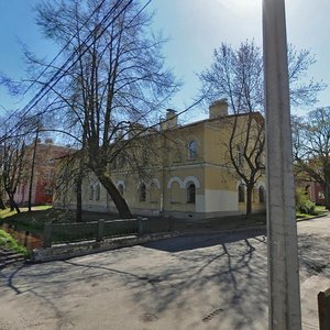 Likhardovskaya Street, 6, Peterhof: photo