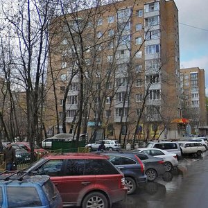 Usiyevicha Street, 13, Moscow: photo