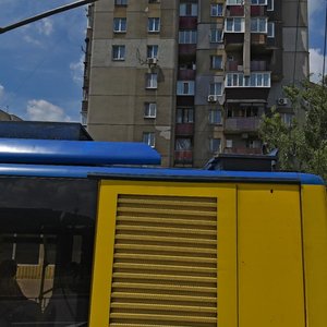 Svyatoshinska Street, 4, Kyiv: photo