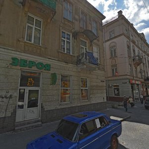 Львов, Театральная улица, 26: фото