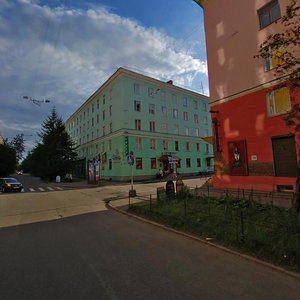 Мурманск, Улица Самойловой, 12: фото