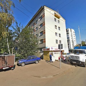 Ulitsa Kosmonavtov, 16, Kazan: photo