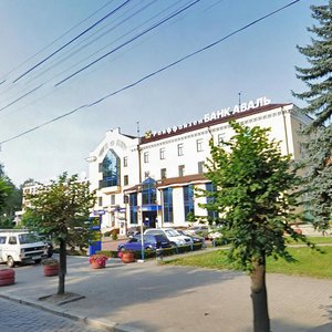 Holovna vulytsia, 143, Chernivtsi: photo