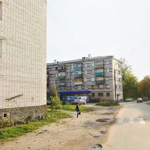 Бор, Улица Чугунова, 11: фото