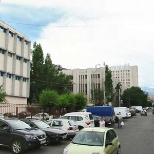 Shamshi Kaldayakov Street, 17, Almaty: photo